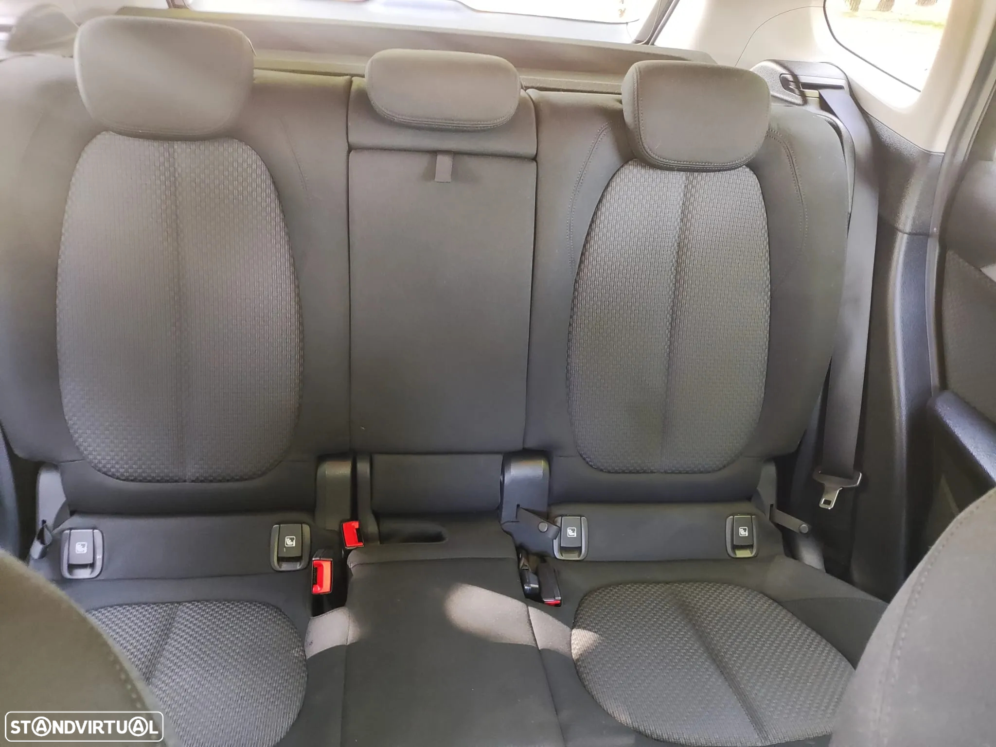 BMW X1 16 d sDrive Advantage Auto - 22