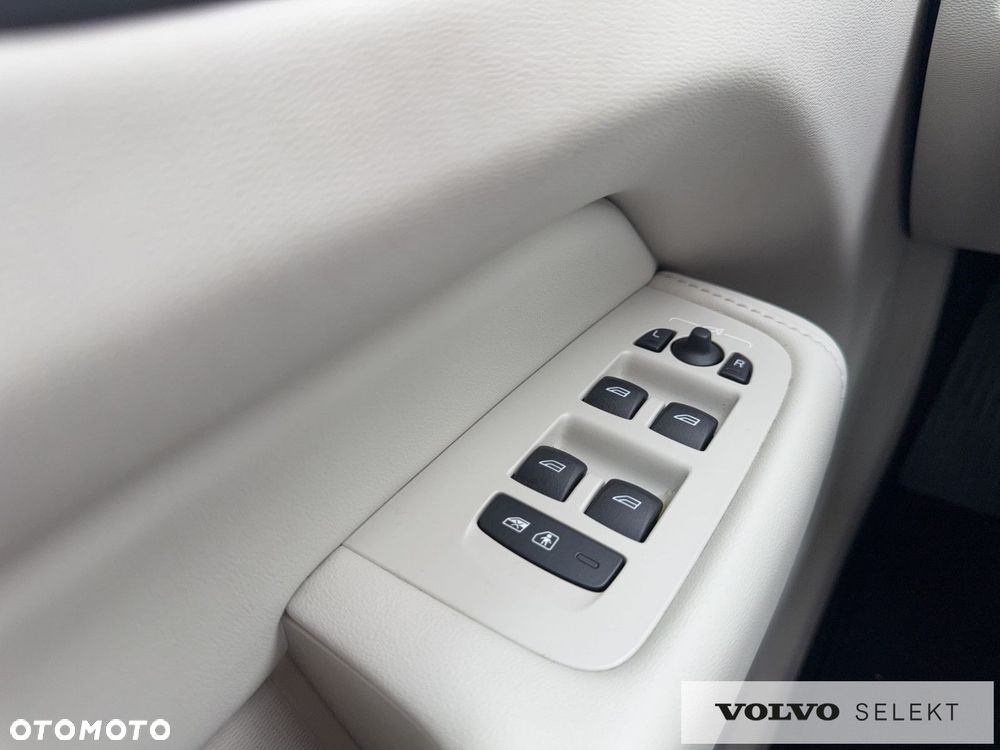 Volvo XC 60 - 29