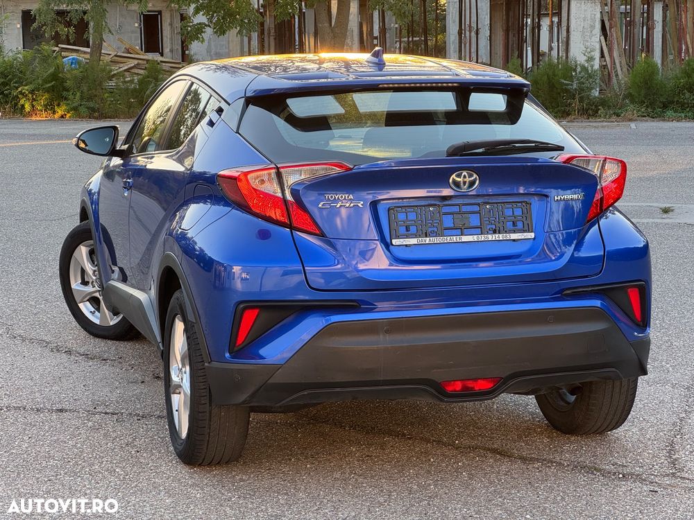 Toyota C-HR 1.8 HSD 4x2 CVT C-ult - 11
