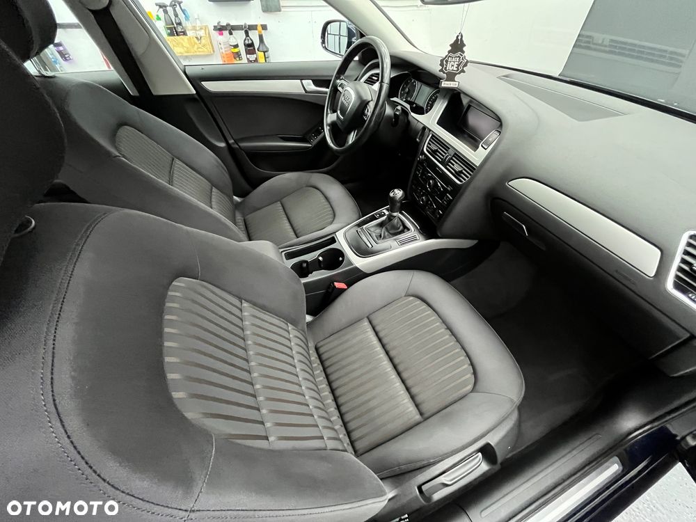 Audi A4 Avant 2011
