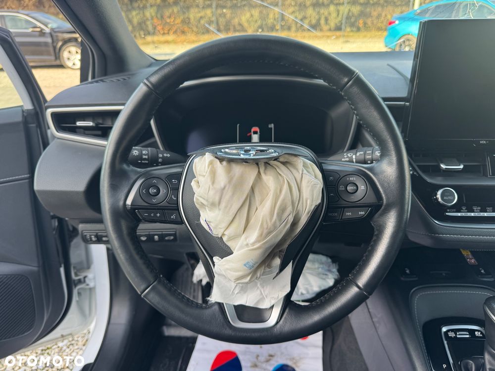 Toyota Corolla 1.8 Hybrid Style - 16