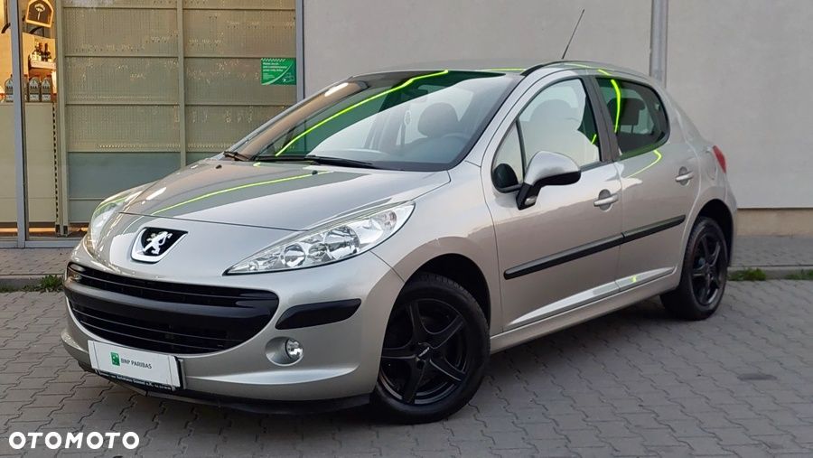 Peugeot 207 - 2