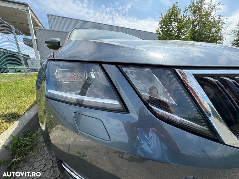 Skoda Octavia 2.0 TDI Style - 11