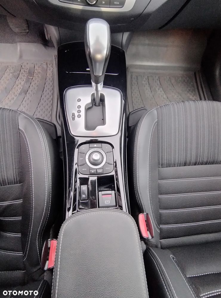 Renault Laguna 2.0 dCi Bose Edition - 31