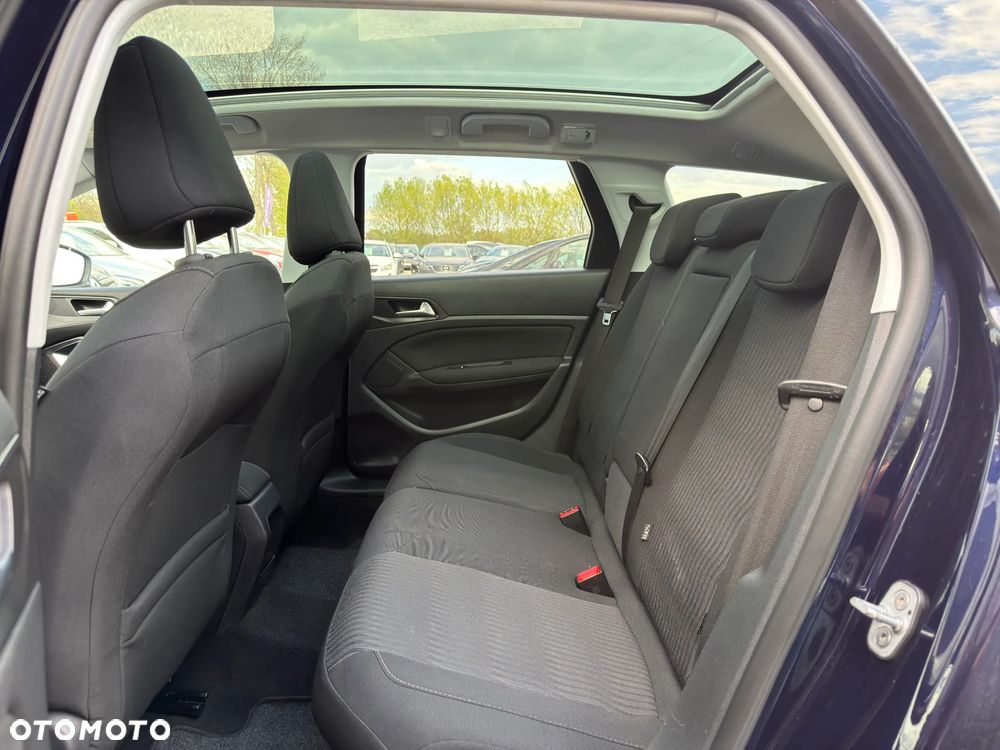 Peugeot 308 1.6 BlueHDi Allure S&S - 27