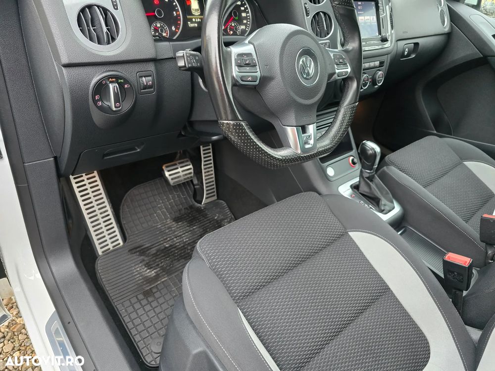 Volkswagen Tiguan - 23