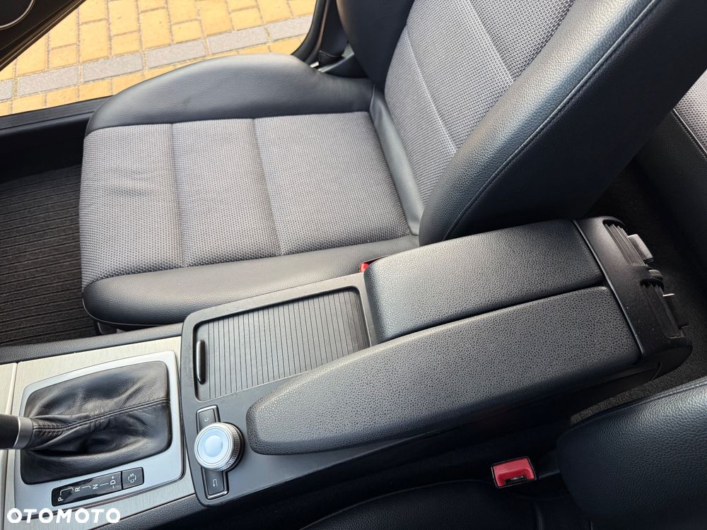Mercedes-Benz Klasa C 200 CDI DPF Automatik BlueEFFICIENCY SPORT EDITION - 29