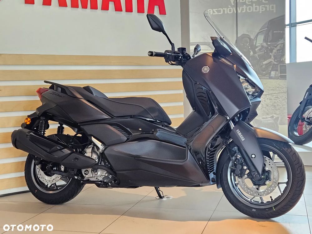 Yamaha X-max - 3