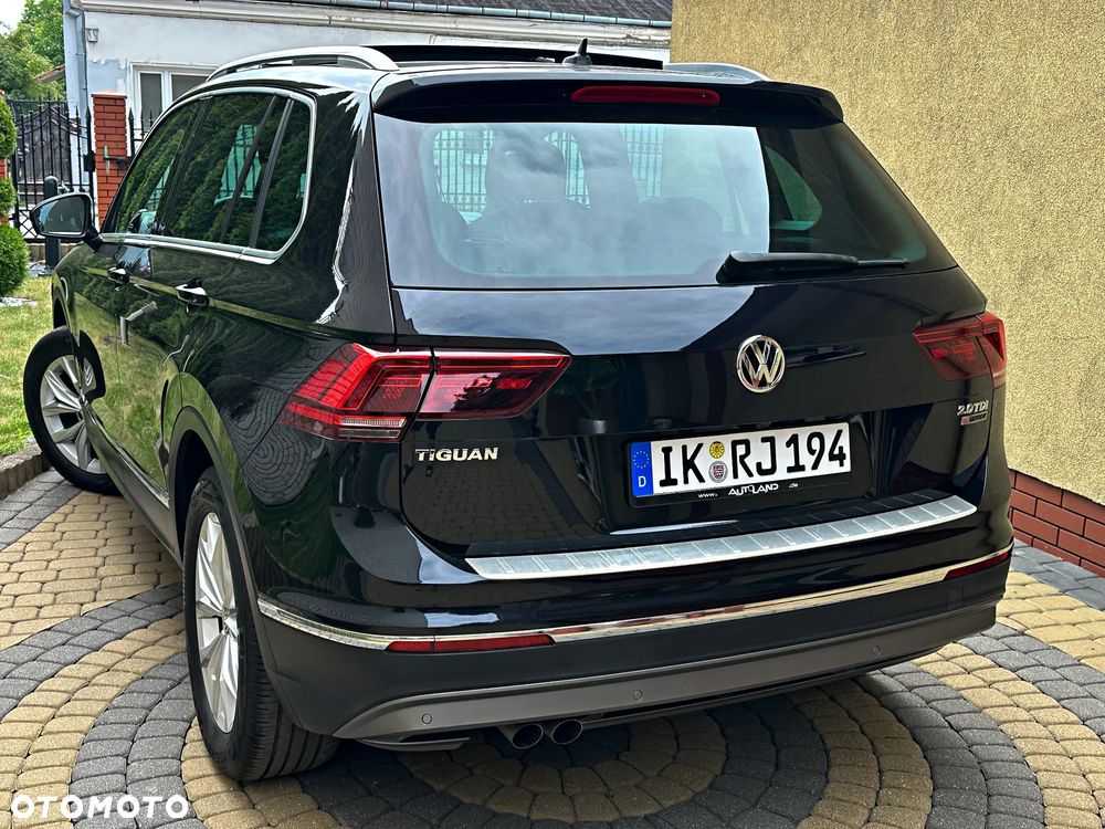 Volkswagen Tiguan 2.0 TDI SCR 4Motion (BlueMotion Techn.) DSG Highline - 12