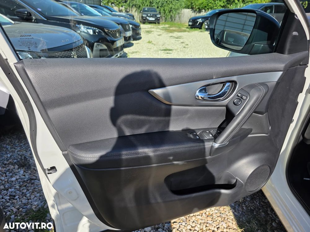 Nissan Qashqai 1.6 dCi DPF tekna - 20