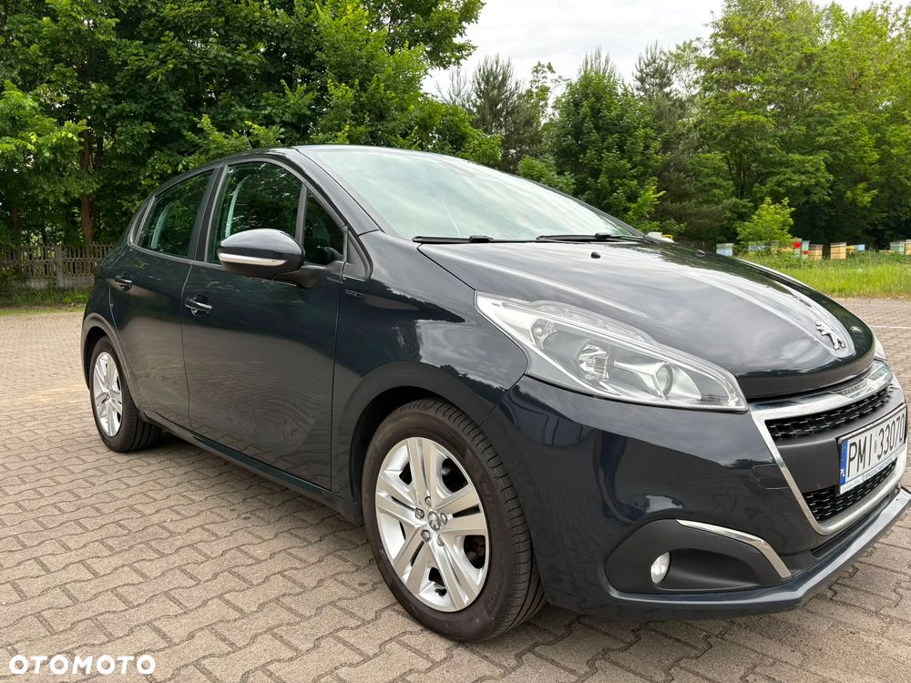 Peugeot 208 1.2 PureTech GPF Signature S&S - 2