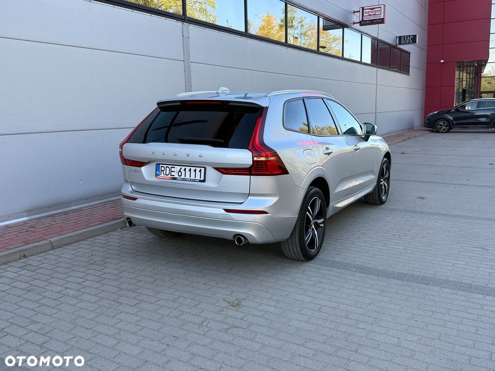 Volvo XC 60 B4 D Geartronic Momentum Pro - 5