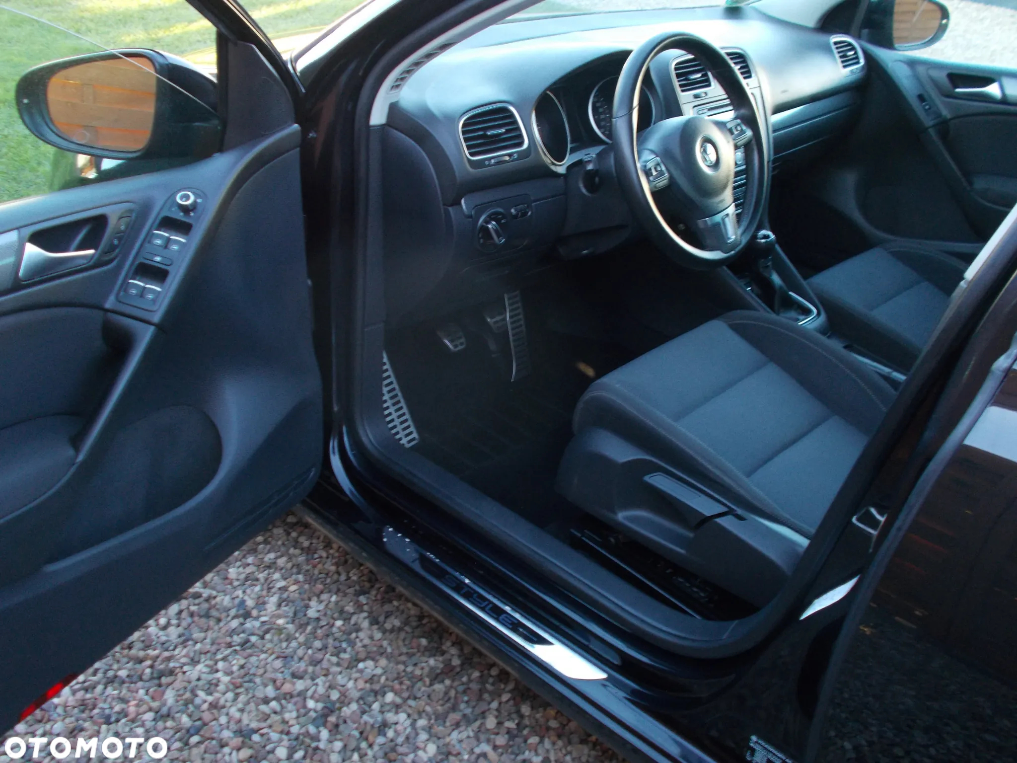Volkswagen Golf VI 2.0 TDI Highline - 9