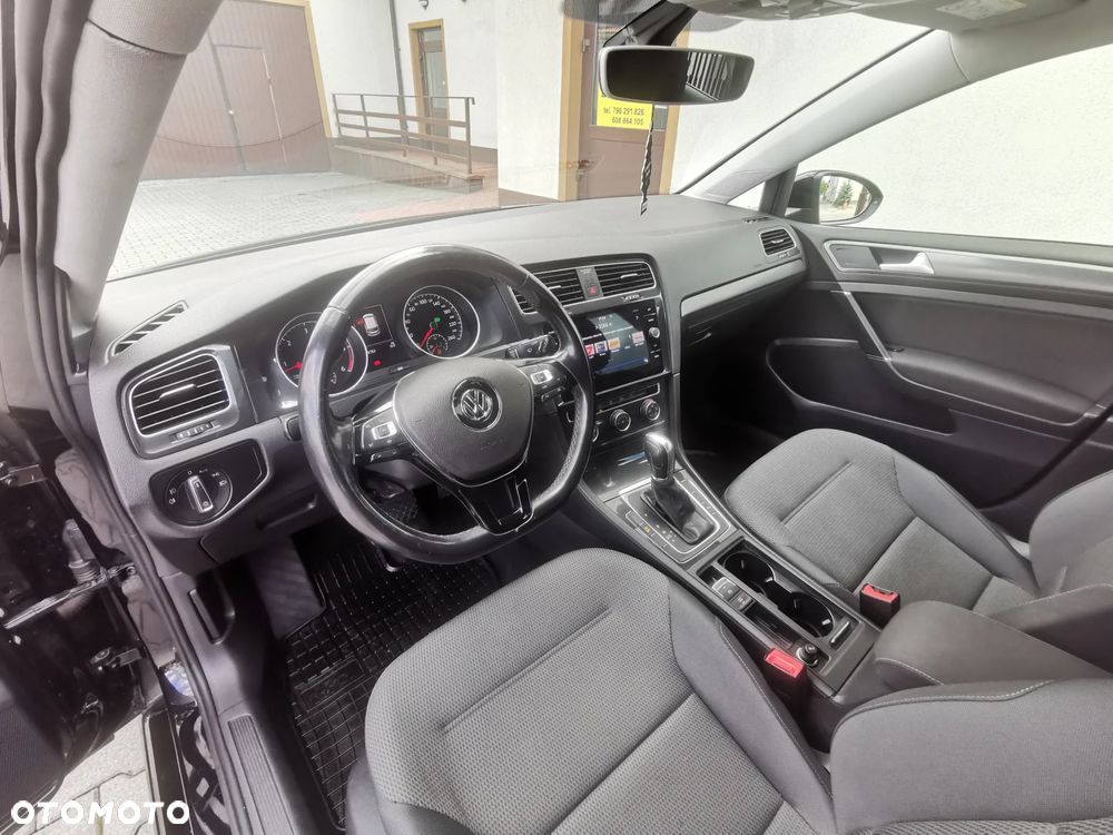 Volkswagen Golf 1.6 TDI SCR DSG Trendline - 9