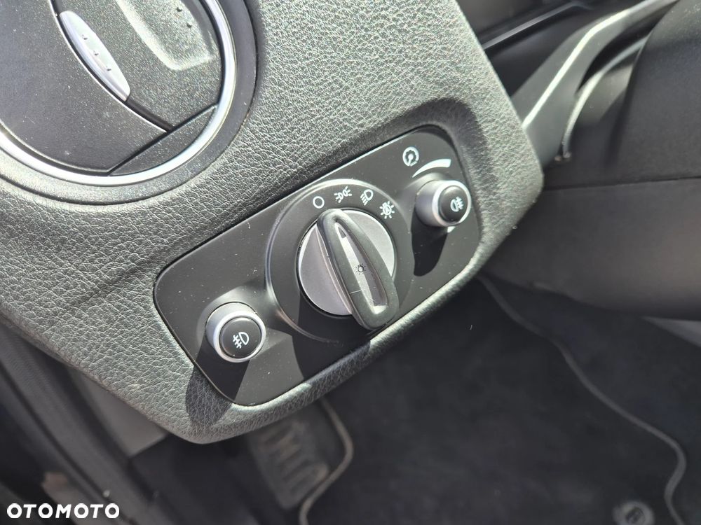 Ford Mondeo 2.0 TDCi Business Edition - 19