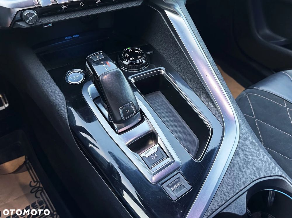 Peugeot 3008 2.0 BlueHDi GT S&S EAT8 - 20