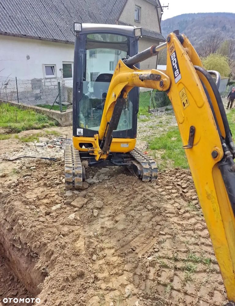 JCB 8018 - 6