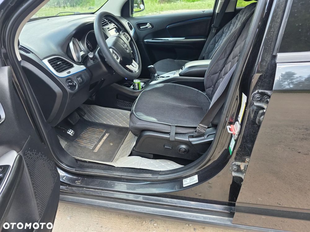Dodge Journey 2.7 V6 R/T - 12