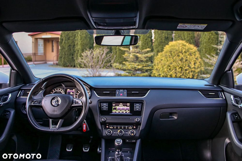 Skoda Octavia 2.0 TDI (Green tec) RS - 19