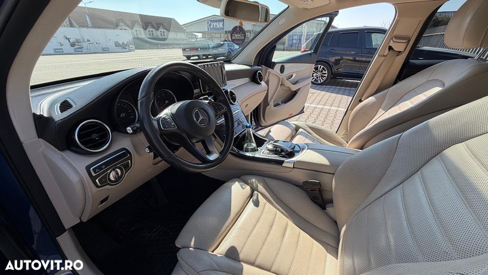 Mercedes-Benz GLC Coupe 250 d 4MATIC - 22