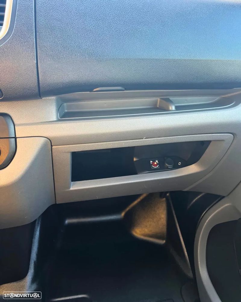 Peugeot EXPERT 226C 1.6BlueHDI95Pre - 16