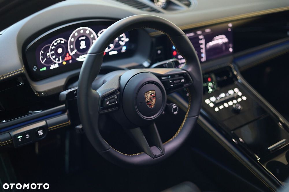 Porsche Panamera GTS - 13