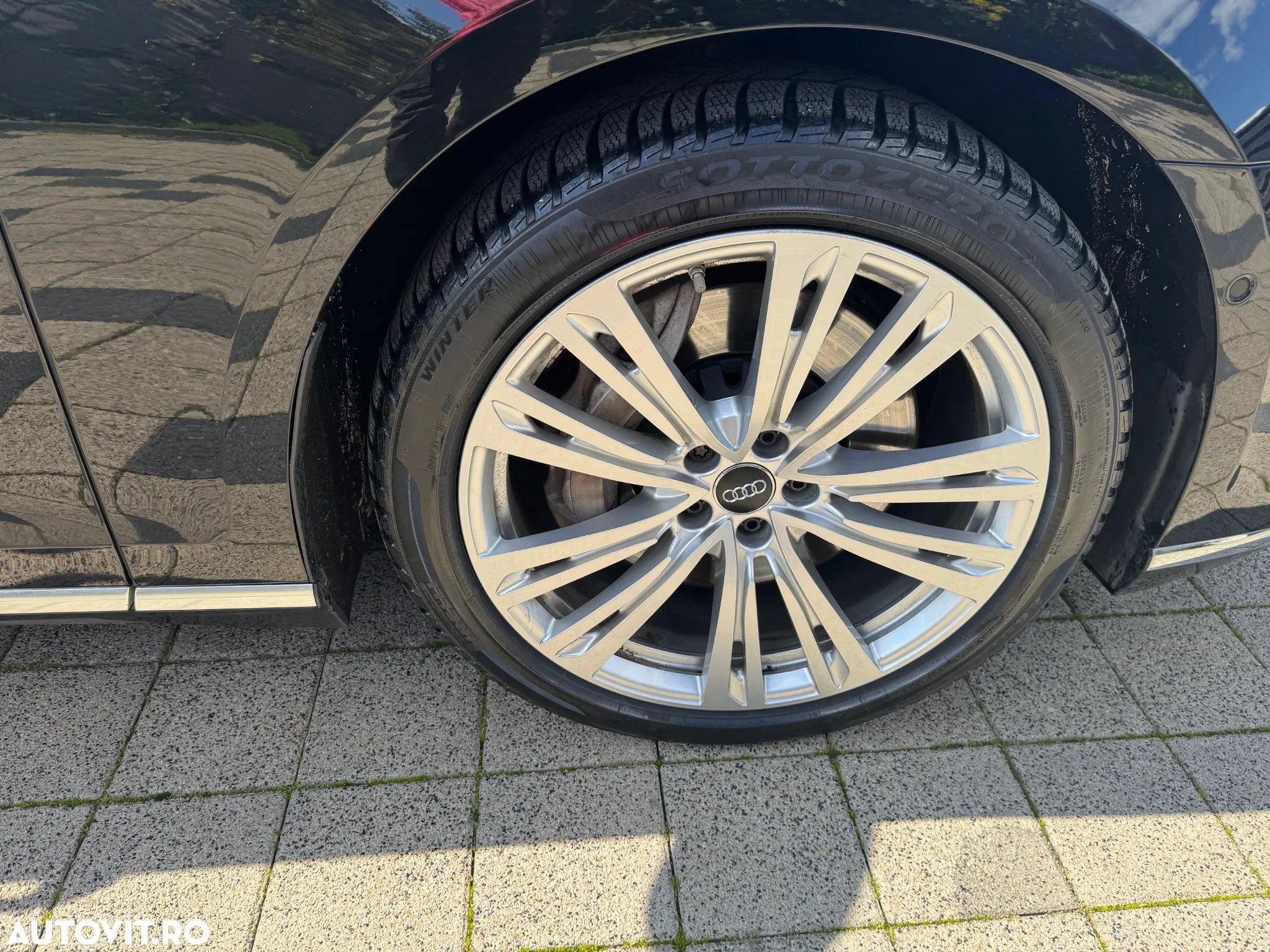 Audi A8 55 TFSI quattro Tiptronic MHEV - 23