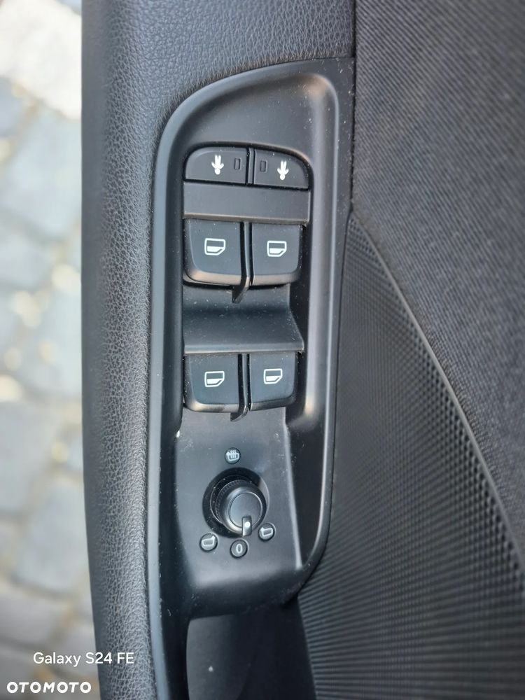 Audi A3 Sportback 1.6 TDI S line Sportpaket - 17