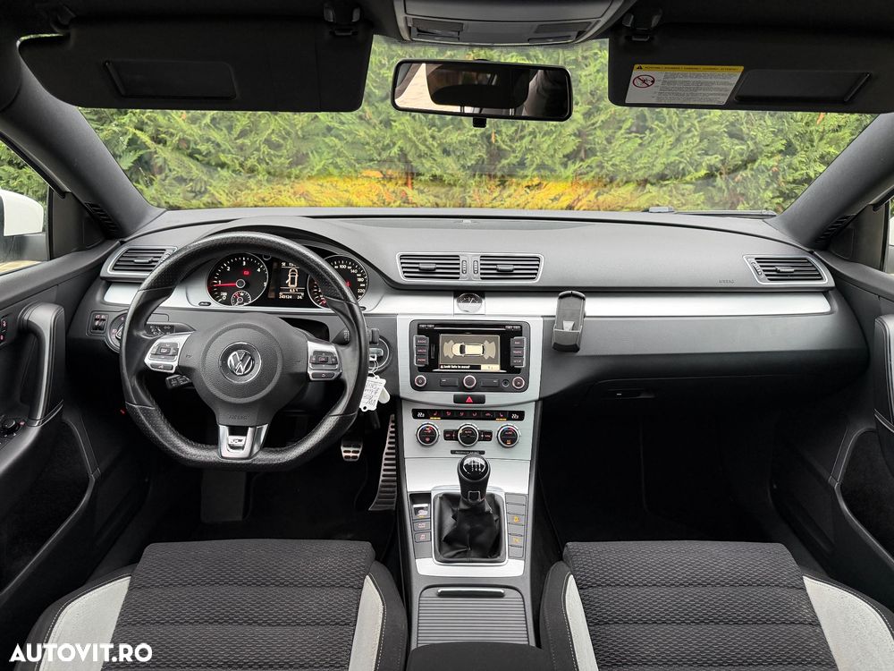 Volkswagen Passat Variant 2.0 Blue TDI SCR R-Line - 3