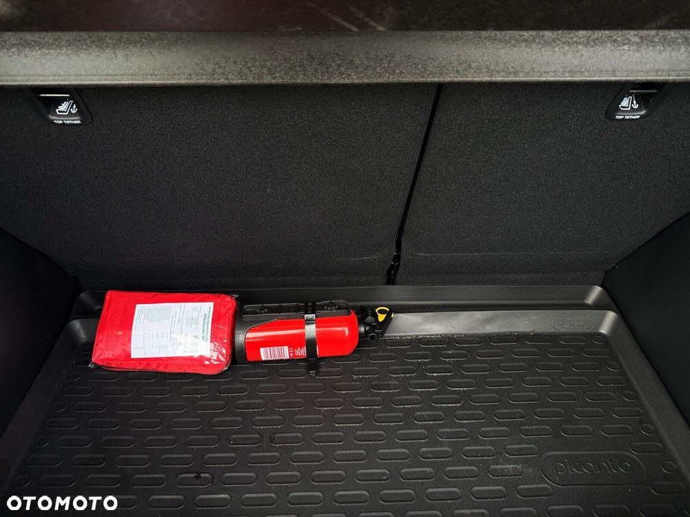 Kia Picanto 1.0 M - 11