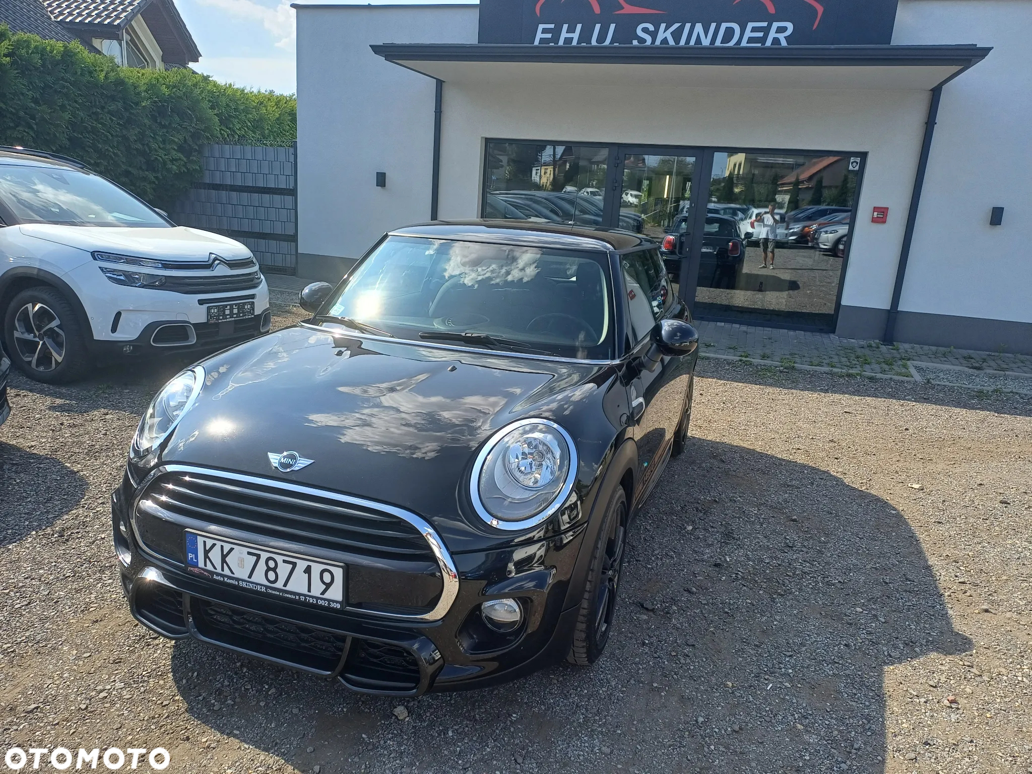 MINI Cooper John Works Trim - 2