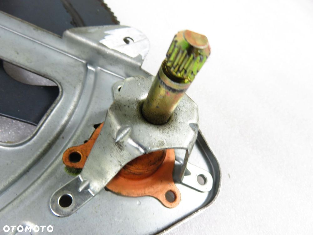 PODNOŚNIK SZYBY LEWY CHEVROLET BLAZER S10 - 4