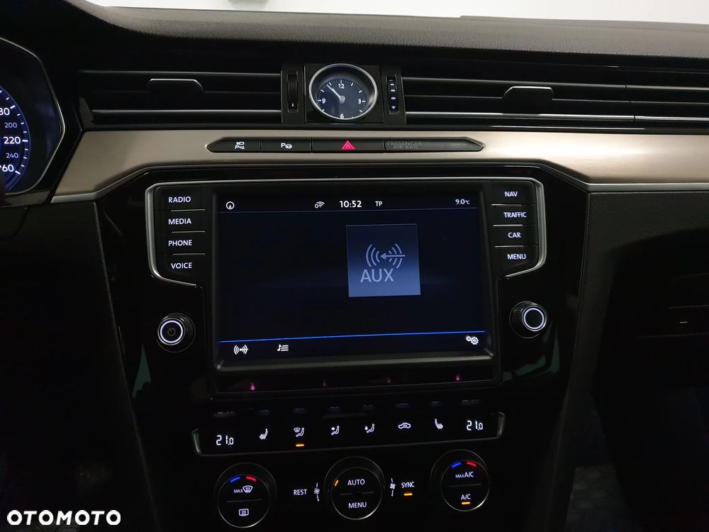 Volkswagen Passat 2.0 TDI BMT Highline - 16