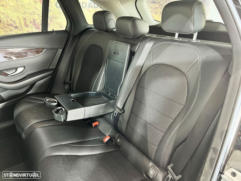 Mercedes-Benz GLC 300 de 4Matic - 25