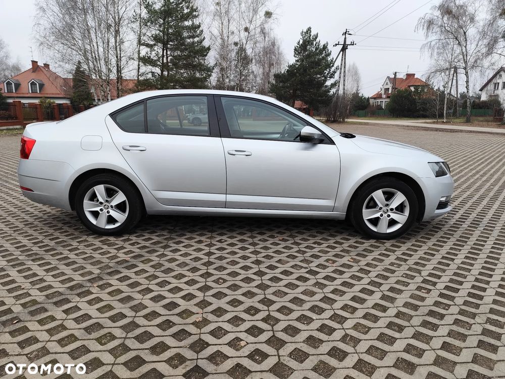 Skoda Octavia 1.4 TSI Ambition - 3
