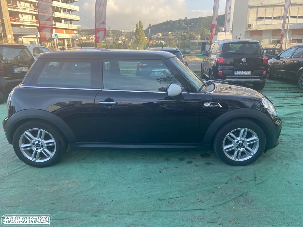 MINI 3 Portas One 1.6 - 9