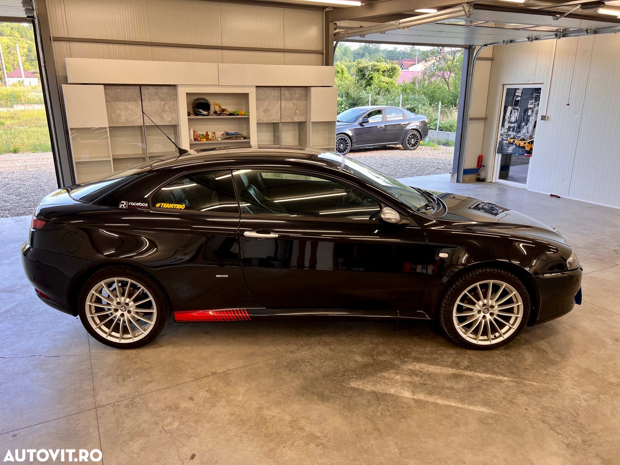 Alfa Romeo GT 1.9 Multijet Distinctive - 7