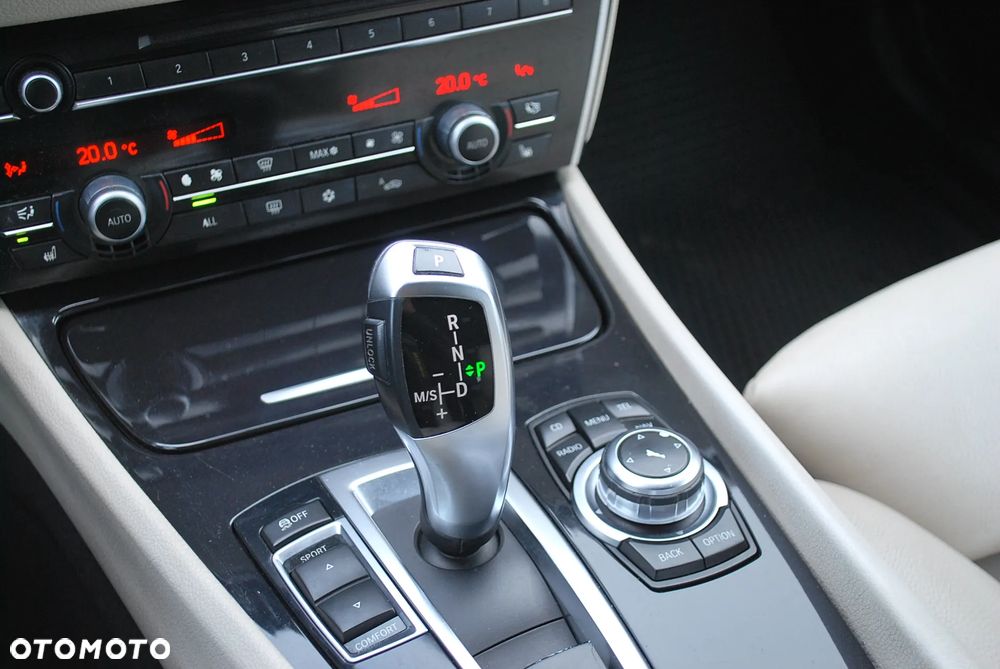 BMW Seria 5 - 38