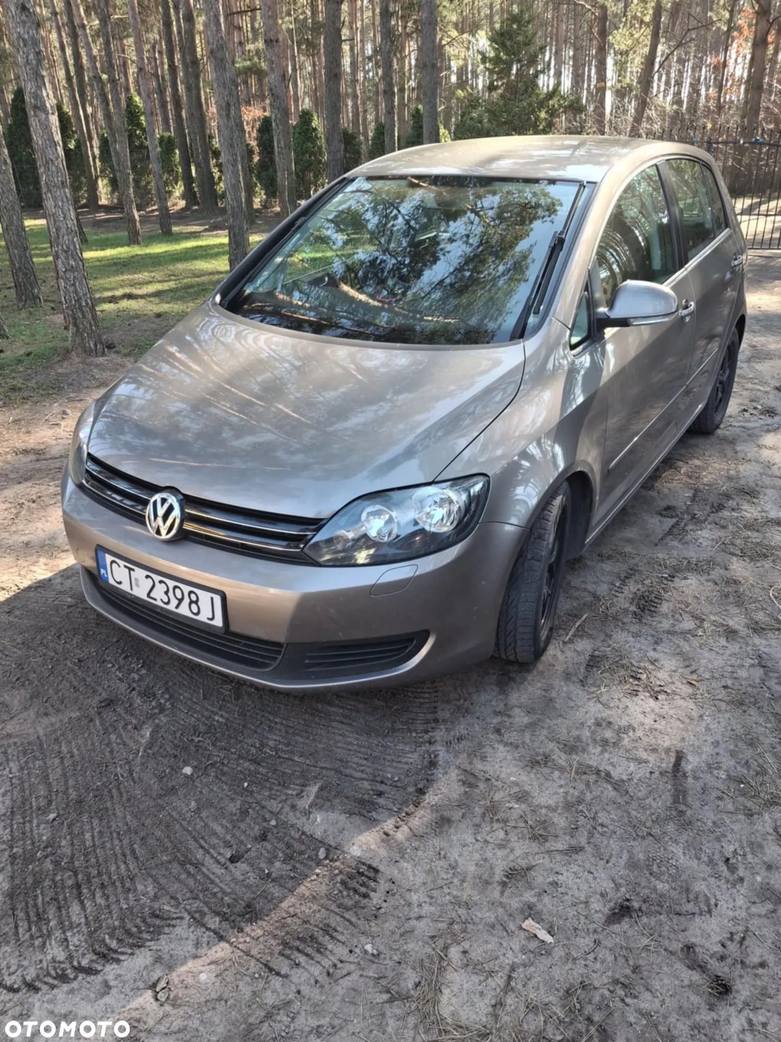 Volkswagen Golf Plus - 1