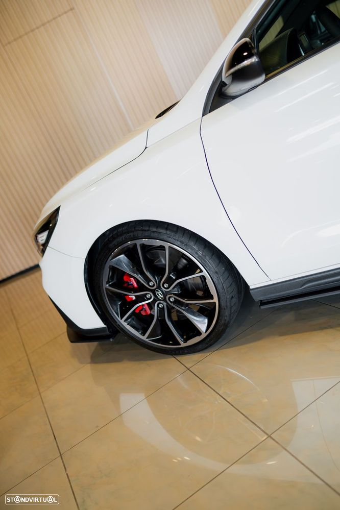 Hyundai i30 N 2.0 T-GDi Performance Pack - 17