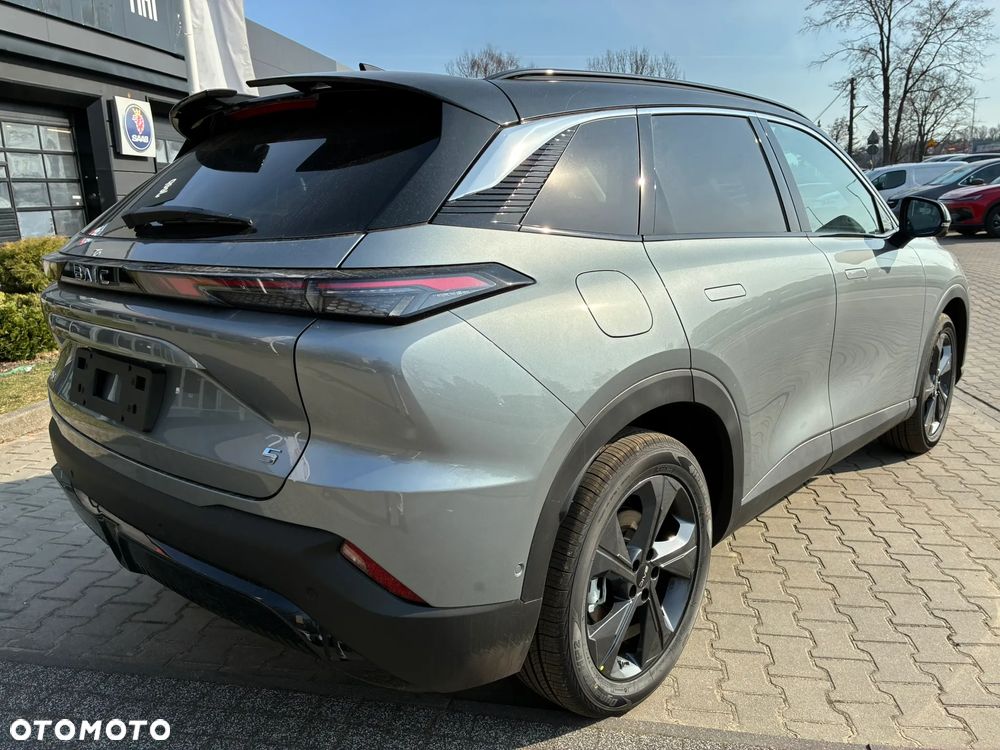 BAIC 5 Beijing 1.5T Comfort DCT - 6