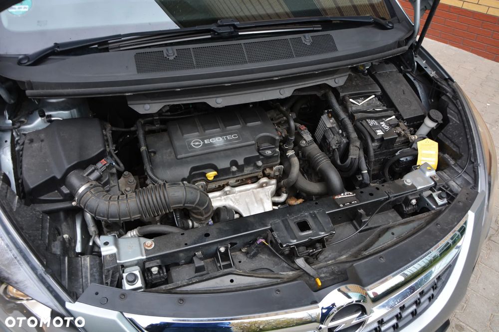 Opel Zafira Tourer 1.4 Turbo Active - 22