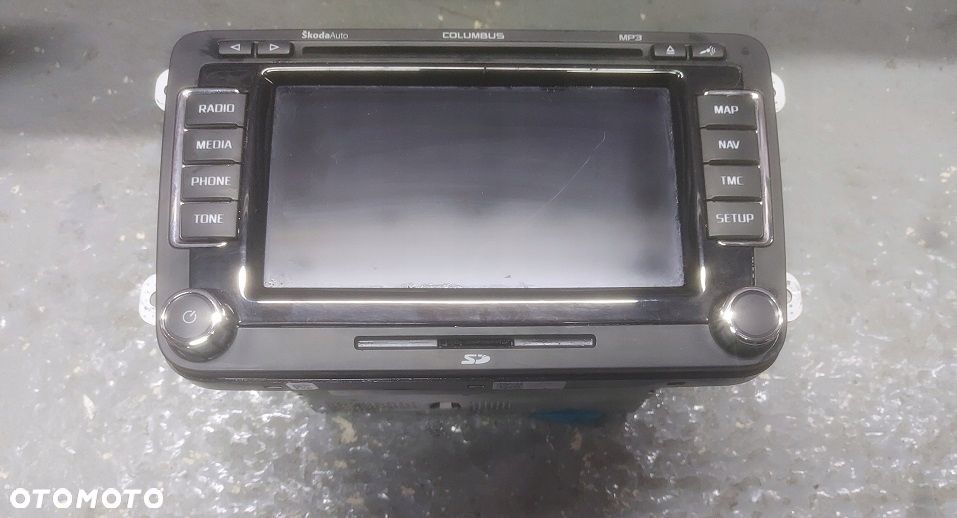 SKODA SUPERB II 3T RADIO CD COLUMBUS NAWIGACJA - 1