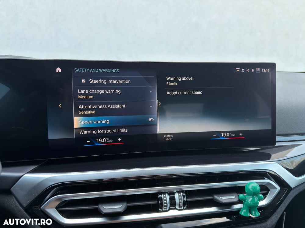 BMW M2 M240i xDrive AT - 29