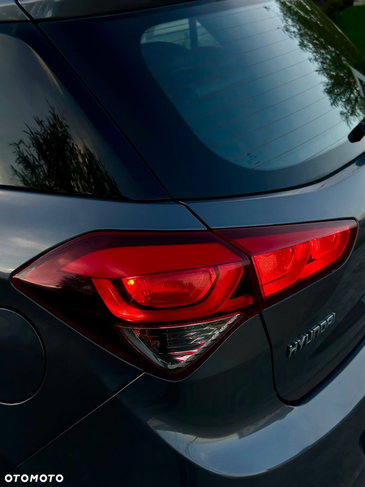 Hyundai i20 1.2 Elegant - 13