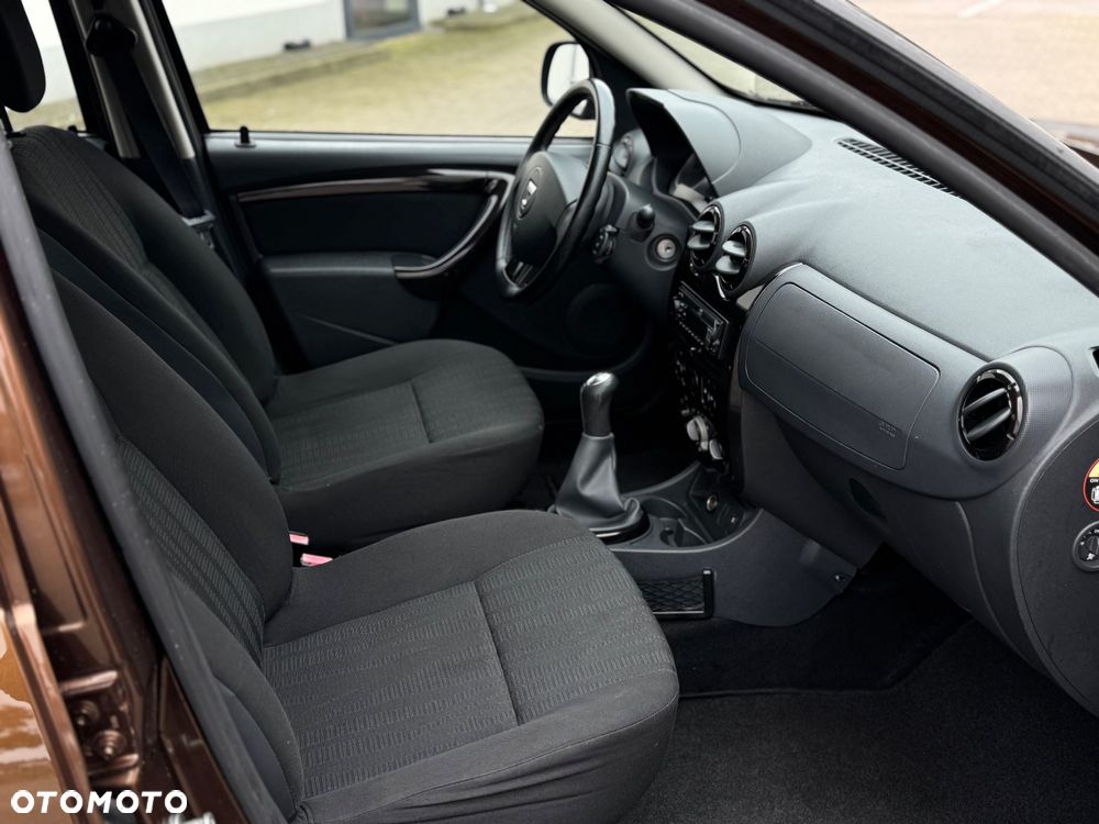 Dacia Duster 1.6 - 8