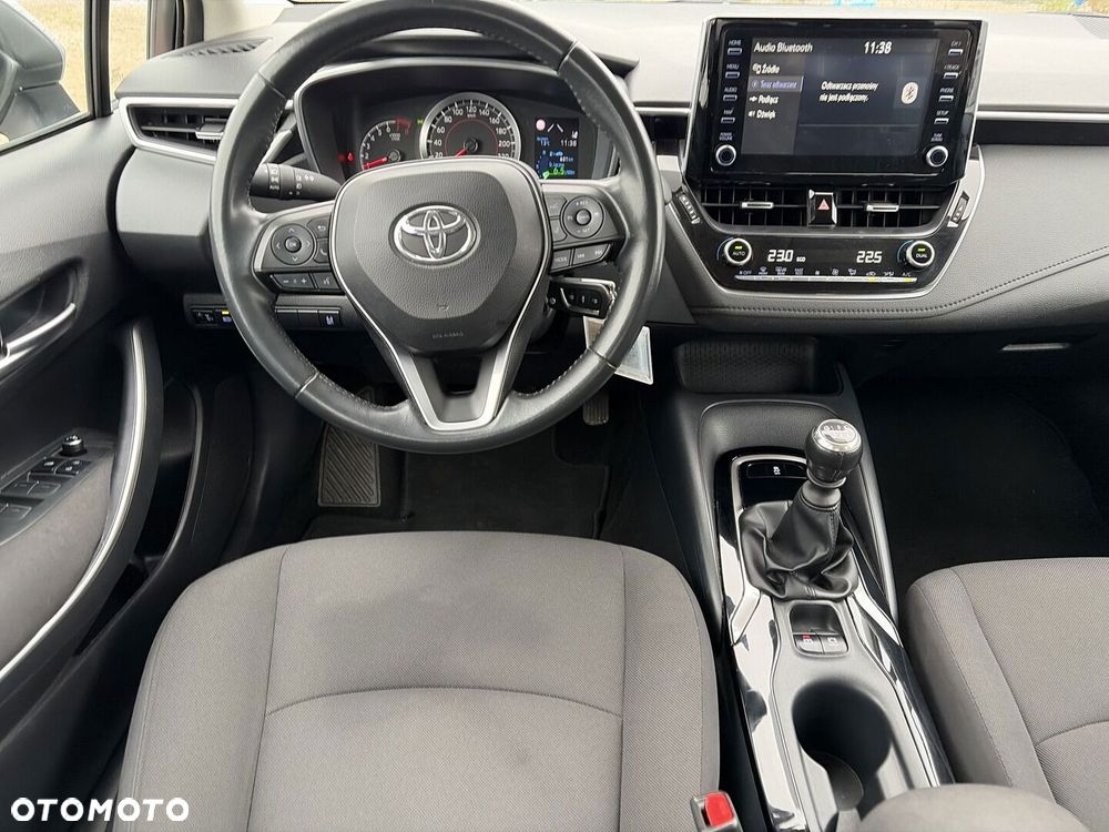 Toyota Corolla - 14