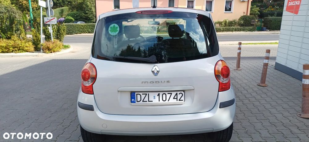 Renault Modus 2005 photo 3