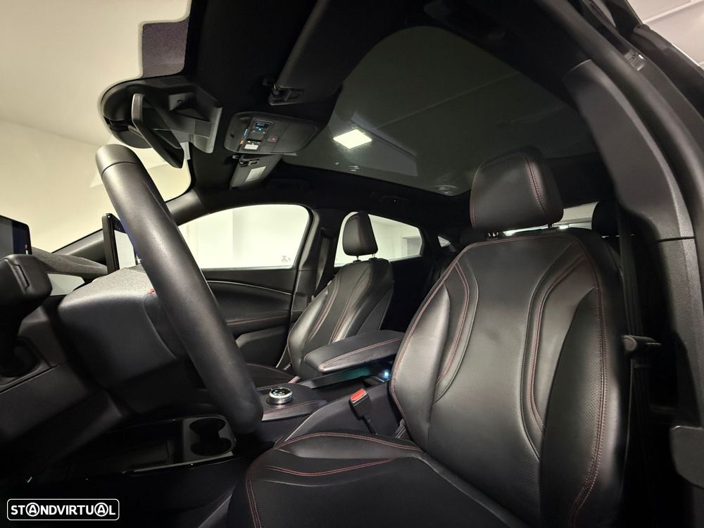 Ford Mustang Mach-E Alargada AWD - 20