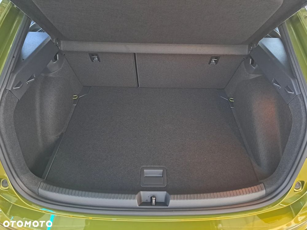 Volkswagen Taigo 1.5 TSI ACT R-Line Plus DSG - 12